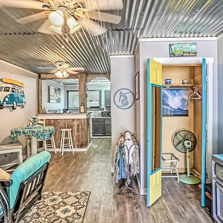 Ocean Isle Beach Studio 1 Mi To Downtown And Pier